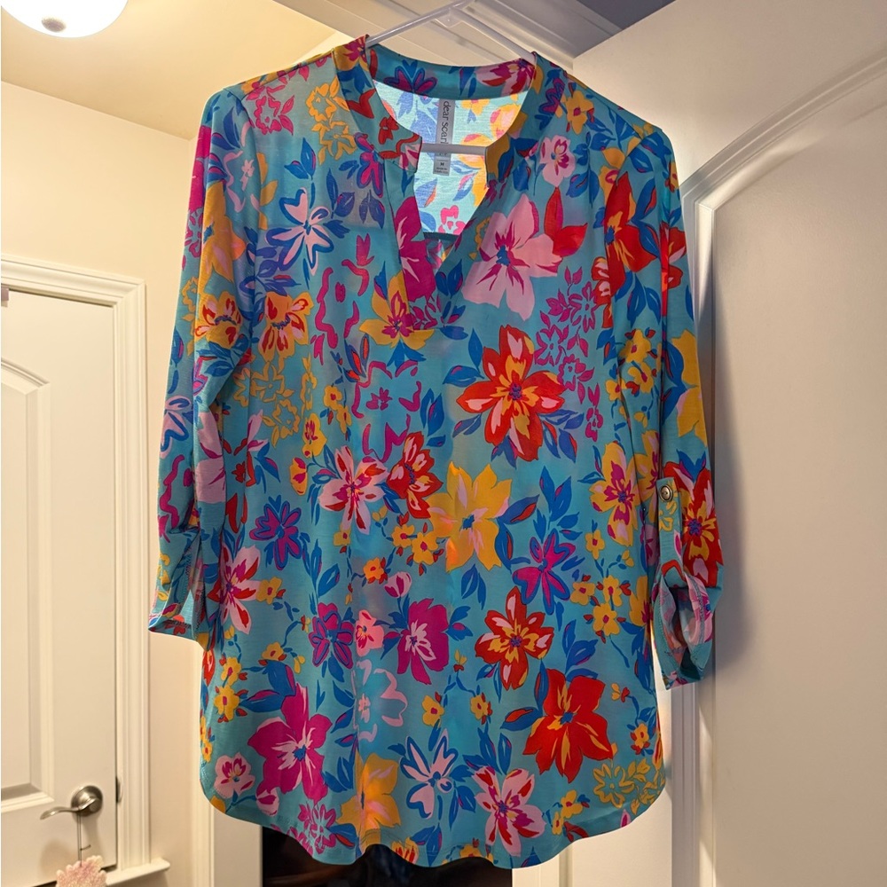Dear Scarlett Lizzy NEW Floral Women's Top - Blue and Multicolor Med